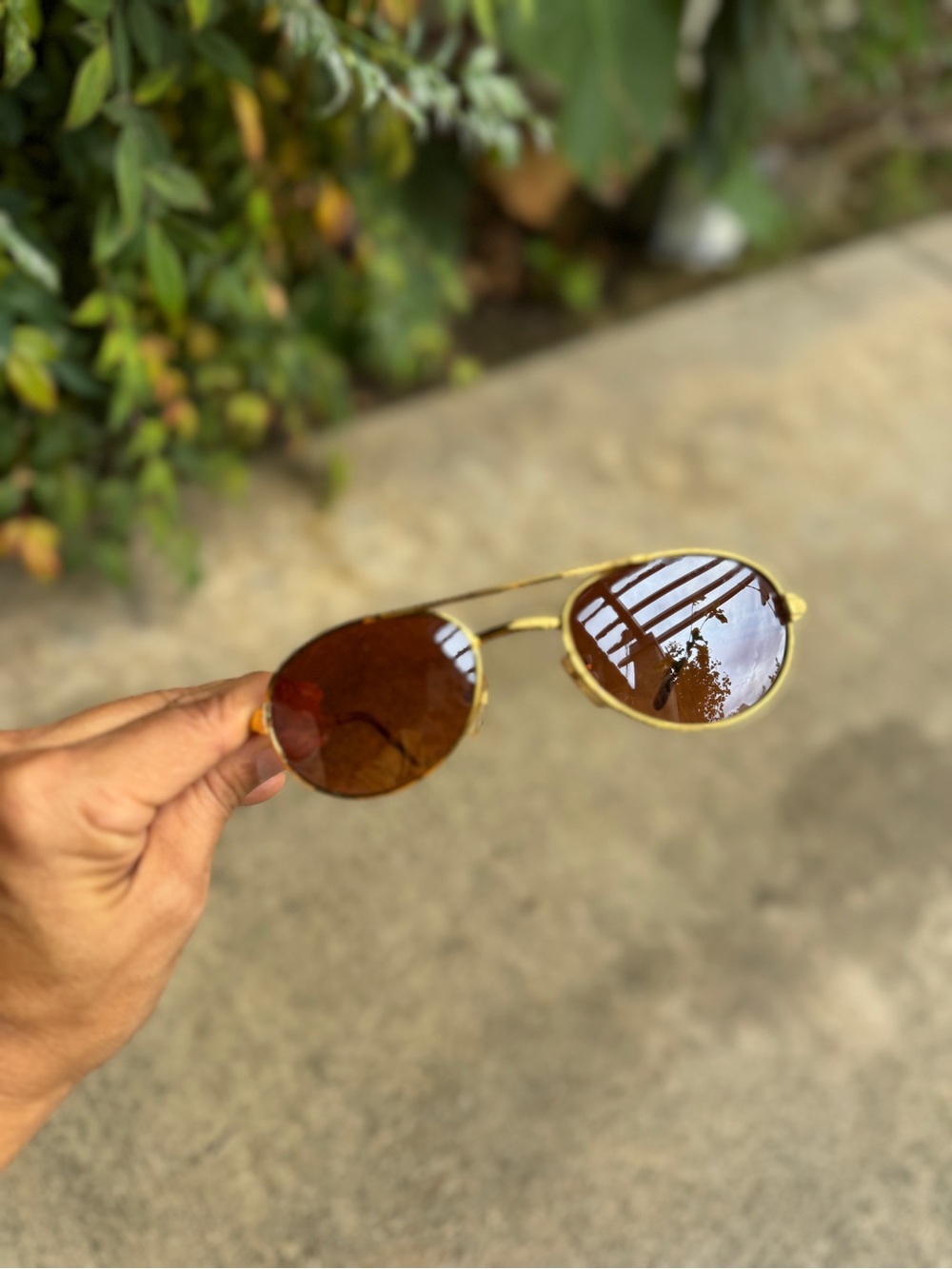 Vtg Gold Frame Brown Lens Aviator Sunglasses - Unbranded
